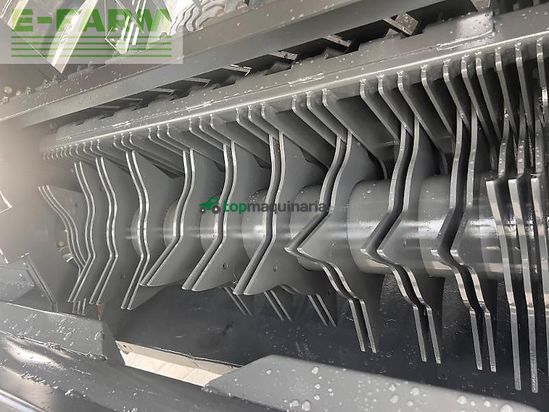 Empacadora gigant - Claas - quadrant 5300 rf