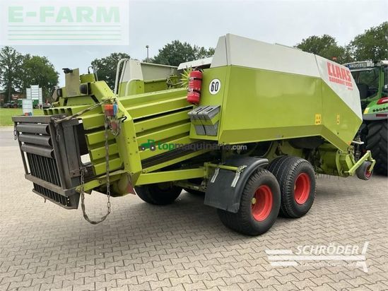 Empacadora gigant - Claas - quadrant 2200 rc