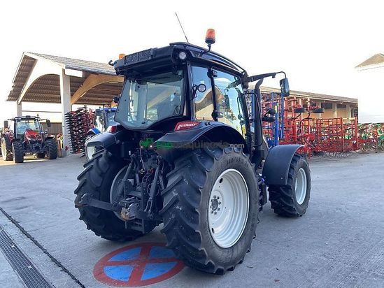 Tractor agrícola - Valtra - a 114