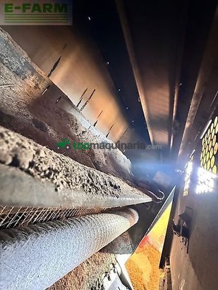 Empacadora gigant - New Holland - br 6090 / roll-bar 125