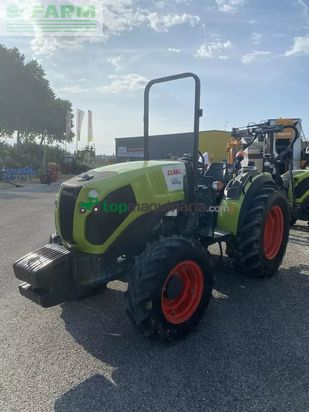 Tractor agrícola - Claas - nexos 240 f arceau 4rm F