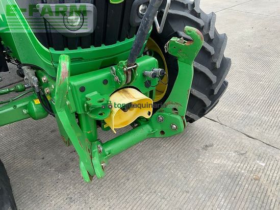 Tractor agrícola - John Deere - 6130r tractor (st24699)