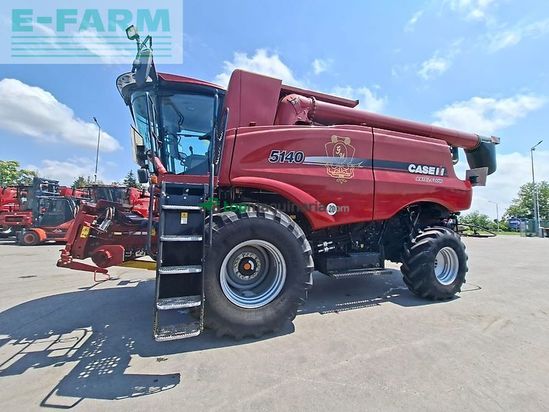 Tractor agrícola - Case IH - axial-flow 5140 și heder de 6.1 m