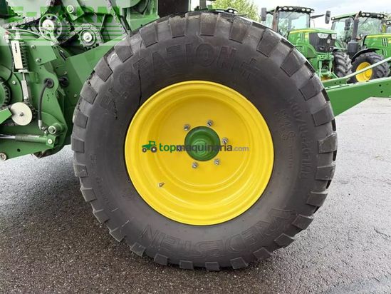 Empacadora gigant - John Deere - v461m iso bus