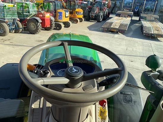 Tractor agrícola - John Deere - 6215r premium edition tractor (st26207)