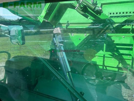Cosechadora de Cereal - John Deere - t560