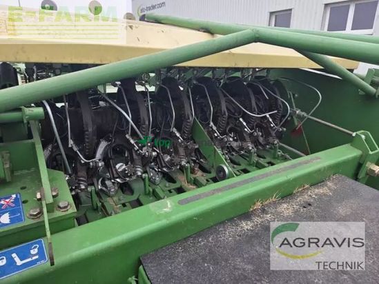 Empacadora gigant - Krone - big pack 12130 xc