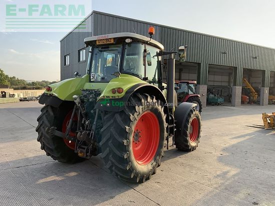 Tractor agrícola - Claas - 820 axion tractor (st23326)