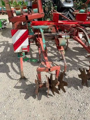 Cultivador - Kverneland - dechaumeur