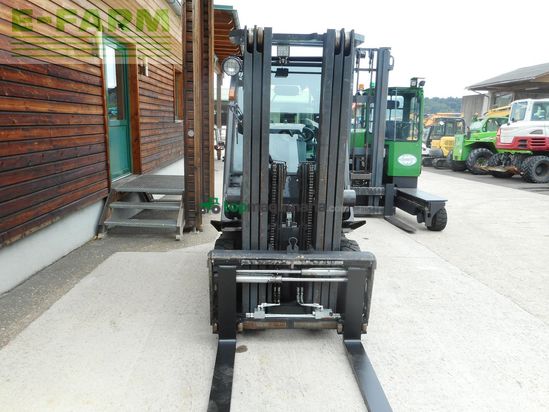 Elevadora - Nissan - y1d2a25q triplex 4,5m + ss + zv + kabine