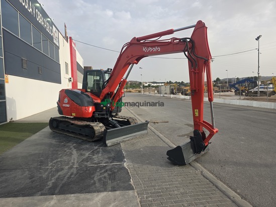 Excavadora Kubota KX080-3