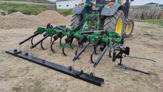 CULTIVADOR CHISEL DE 13 BRAZOS 40X30 CON INTERCEPAS
