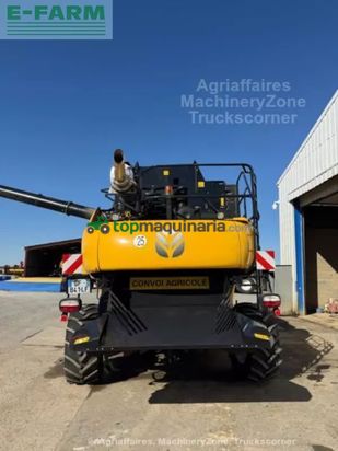 Cosechadora de Cereal - New Holland - cr 8.90