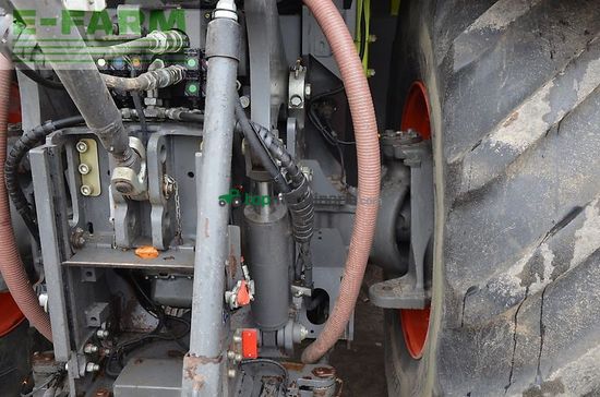 Tractor agrícola - Claas - xerion 4200 saddle trac bauer SADDLE TRAC