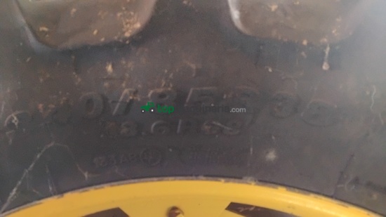 Tractor agrícola - John Deere - 6310 y 2850