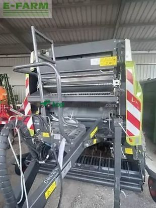 Empacadora gigant - Claas - variant 460 rc