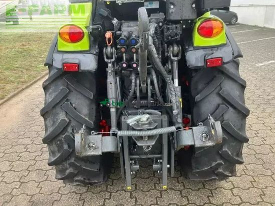 Tractor agrícola - Claas - nexos 260 s stage v