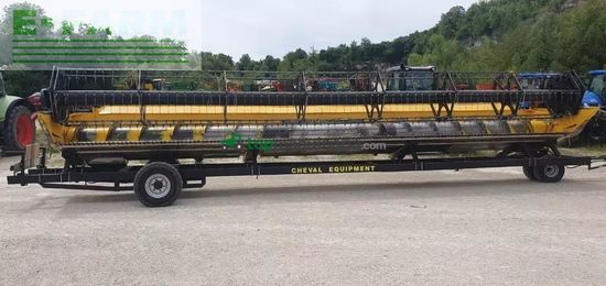 Cosechadora de Cereal - New Holland - cr9.90 smart trax