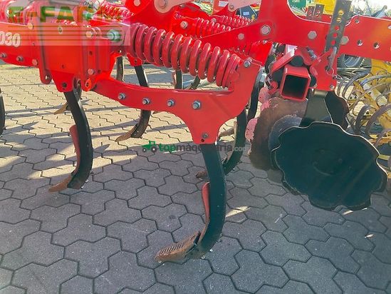 Cultivador - Pöttinger - syncro 3030