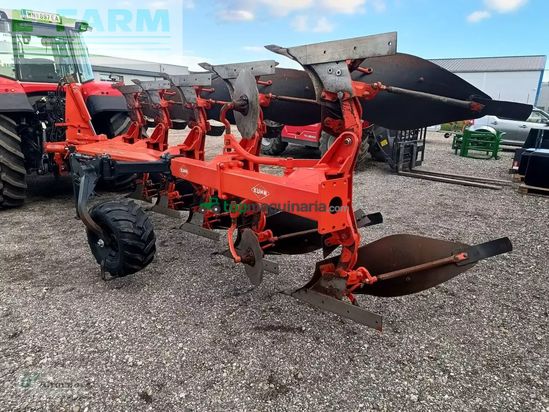 Arado - Kuhn - varimaster 152 5schar