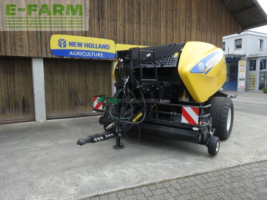 Empacadora gigant - New Holland - rb 125 s
