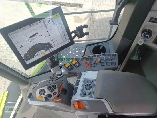 Cosechadora de Cereal - Claas - trion 750 montana + v 770
