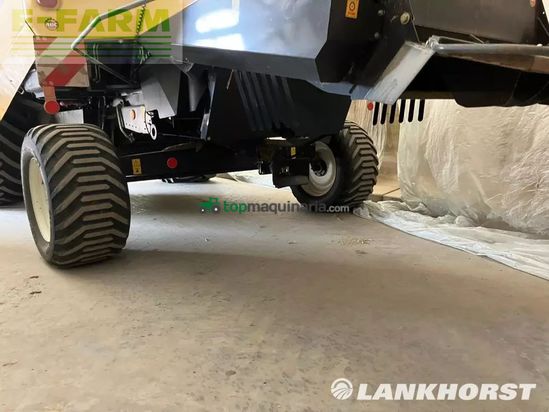Cosechadora de Cereal - New Holland - tc5.80