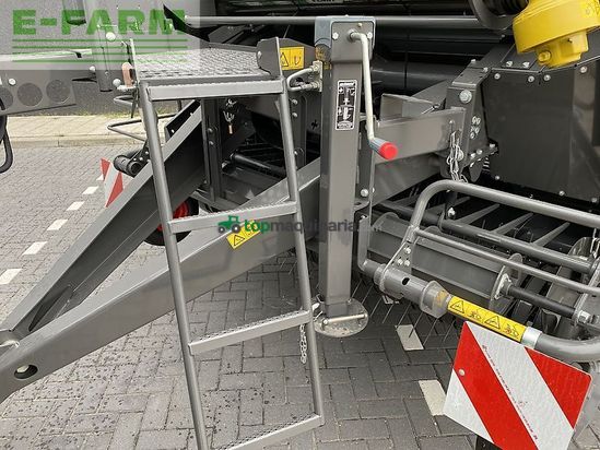 Empacadora gigant - Fendt - rotana 130f xtra
