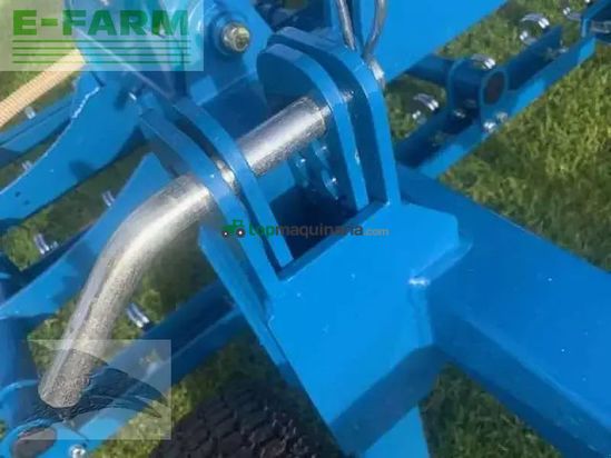 Combinado de siembra -  - wiesenstriegel 6m mit gps nachsaatgerät