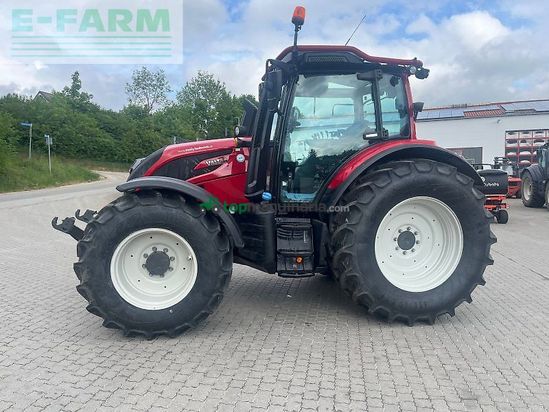 Tractor agrícola - Valtra - n154 a mit fk und rüfa