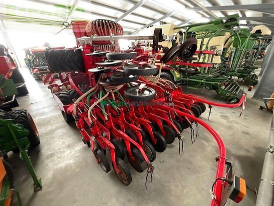 Sembradora - Pöttinger - terrasem c4 artis plus