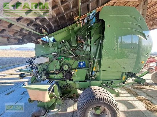 Empacadora gigant - Krone - v1800mc