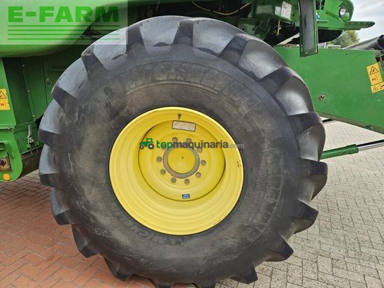 Cosechadora de Cereal - John Deere - w540