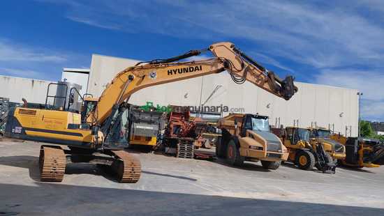 Excavadora HYUNDAI HX220L