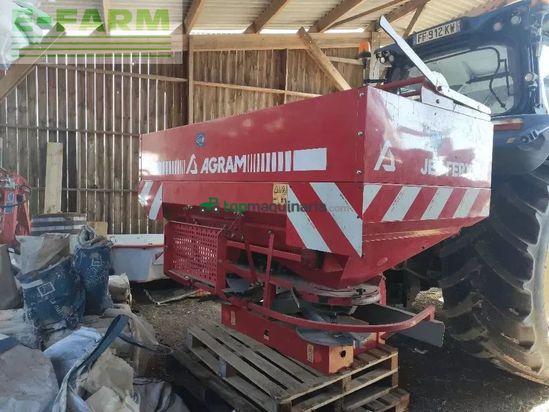 Esparcidor -  - jet ferti 24