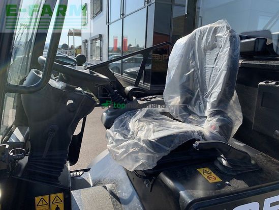 Minicargadora - JCB - 403