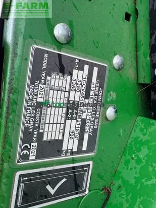 Empacadora gigant - John Deere - v 451 m maxicut 13 couteaux