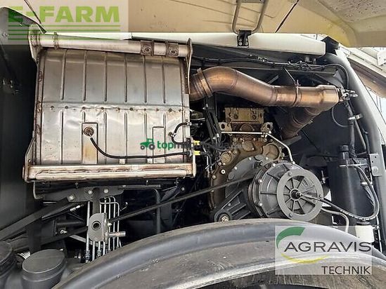 Cosechadora de Cereal - Claas - jaguar 950 + orbis 750 + pu 300