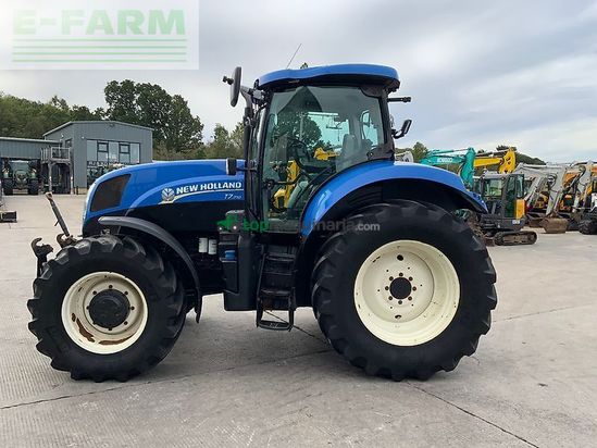 Tractor agrícola - New Holland - t7.210 tractor (st26606)