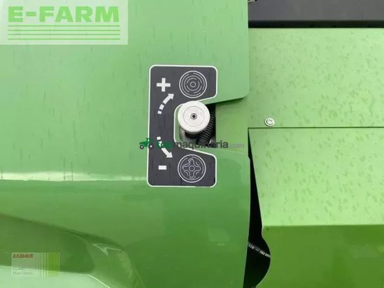 Empacadora gigant - John Deere - v 451 pm