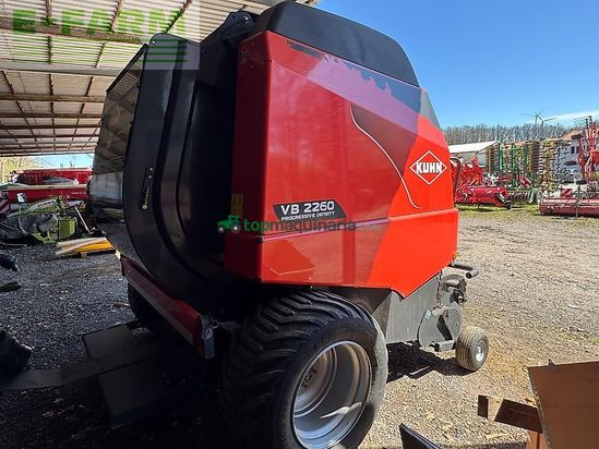 Empacadora gigant - Kuhn - vb 2260