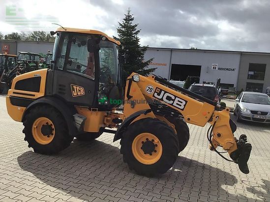 Minicargadora - JCB - tm220