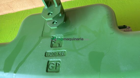 CONTRAPESA TRIPUNTAL DE HORMIGÓN 1.200 KG