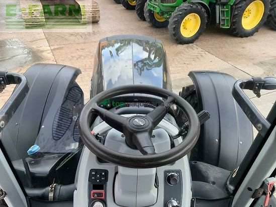 Tractor agrícola - Valtra - t174 hi tech tractor (st25043)