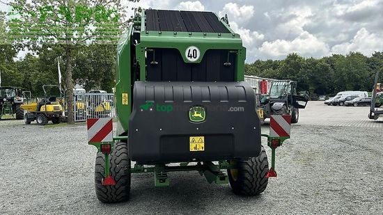 Empacadora gigant - John Deere - v461m - paket für rundballenpr