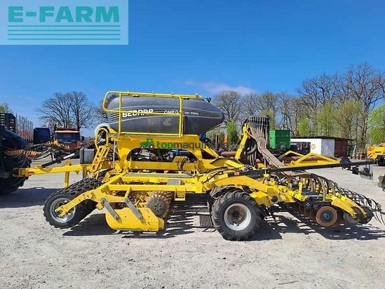 Sembradora -  - bednar omega oo 6000