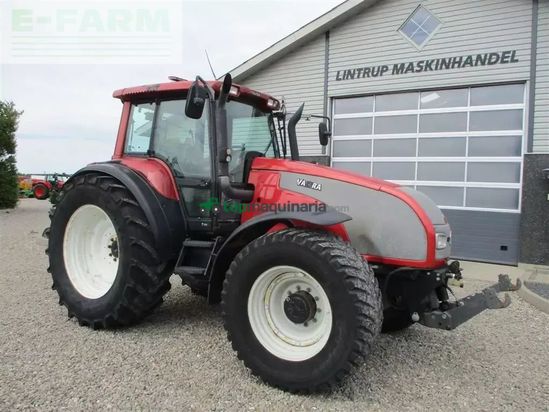 Tractor agrícola - Valtra - t190 med frontlift og affjedret foraksel