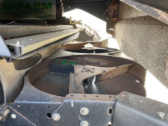 Cosechadora de Cereal - New Holland - cr 9090