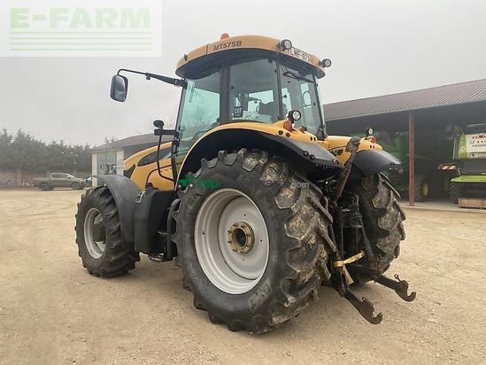 Tractor agrícola - Challenger - mt 575b