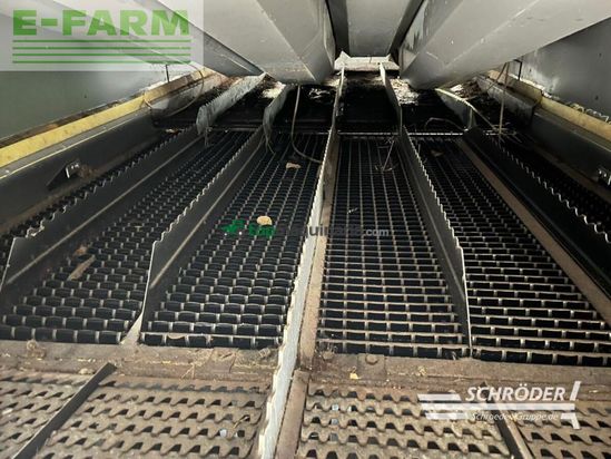 Cosechadora de Cereal - Massey Ferguson - beta 7370 + schneidwerk 6,80m